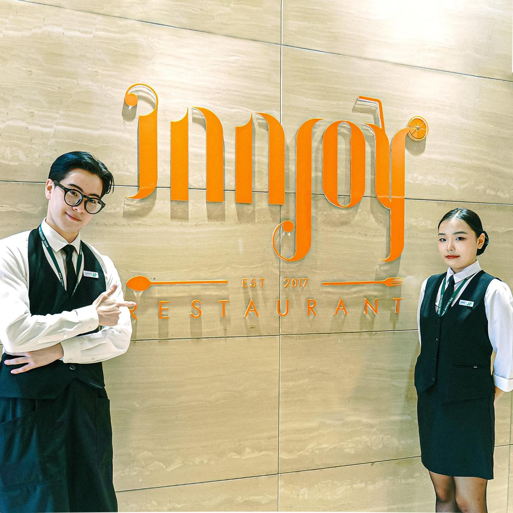 Holiday Inn Ulaanbaatar By Ihg Exterior photo