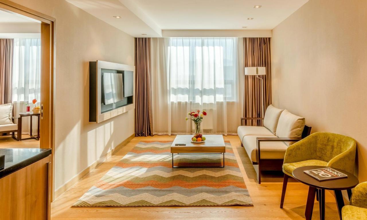 Holiday Inn Ulaanbaatar By Ihg Exterior photo
