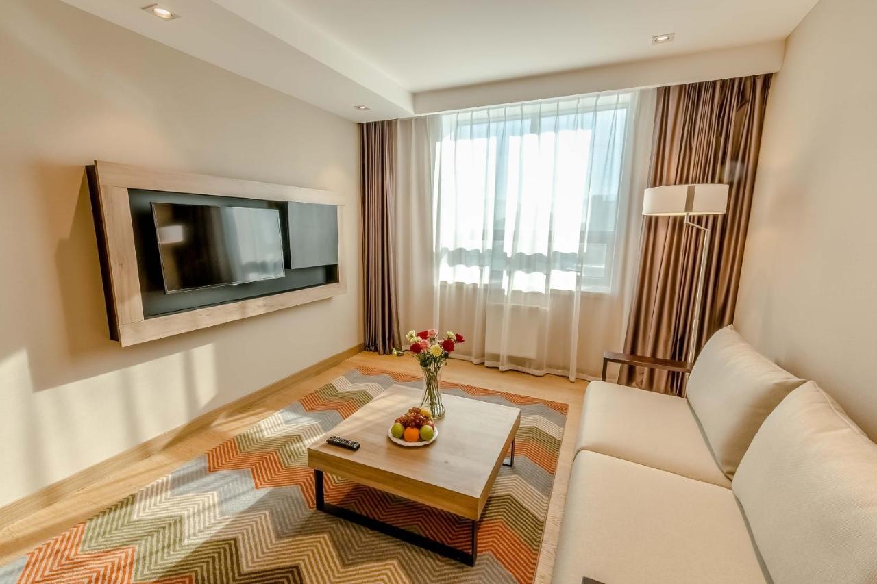 Holiday Inn Ulaanbaatar By Ihg Exterior photo
