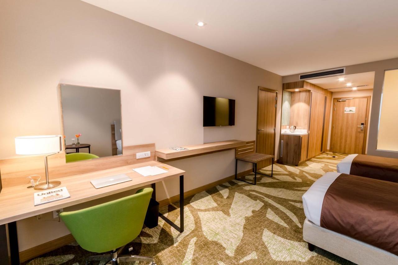 Holiday Inn Ulaanbaatar By Ihg Exterior photo